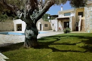 Nefeli Luxury Villas