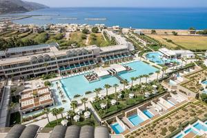 хотел Avra Imperial Hotel 