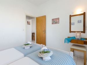 Aglaia Apartments