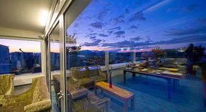 Dioni Boutique Hotel