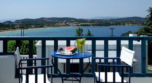 Agionissi Resort