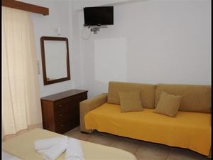 Alexandros Hotel Apartments