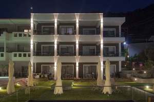 Ntinas Luxury Apart Hotel