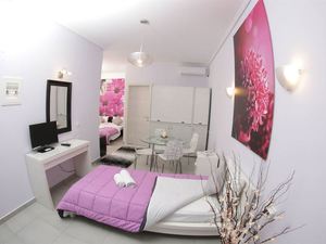Ioulia Studios