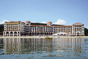 Alua Helios Bay, Алуа Хелиос Бей