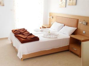 Maik Apartments 