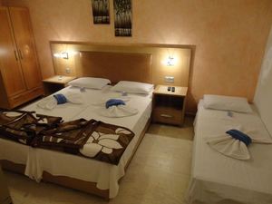 Maik Apartments 