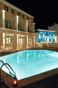 Grecotel Plaza Spa Apartments