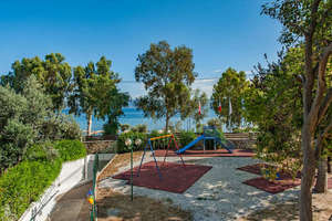 Amarynthos Resort