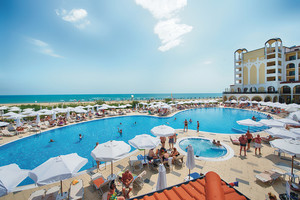 Alua Helios Bay, Алуа Хелиос Бей - 2025 г.