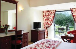 Roda Beach Resort & Spa