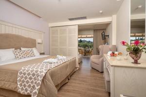 Аrt Hotel Debono