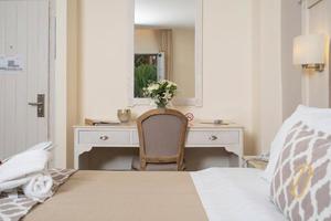 Аrt Hotel Debono
