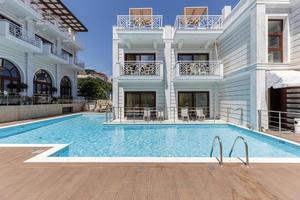 Diverso Platamon Luxury 