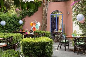 Dionysos Hotel