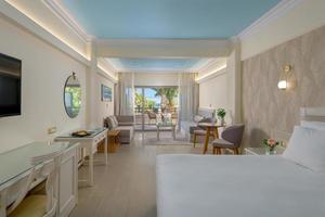 Atrium Palace Resort 