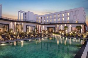 Double Tree by Hilton