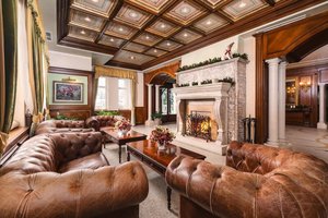 Феста Уинтър Палас