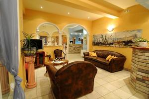 G.L. Hotel