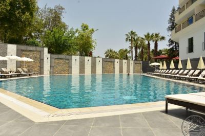 QUEEN'S PARK TURKIZ KEMER 5 *